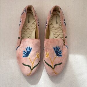 Birdies The Starling Pink Floral Embroidered Flats, sz 10.5